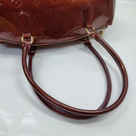 LOUIS VUITTON Rouge Fauviste Monogram Vernis Sherwood PM Bag - Picture 4 of 8